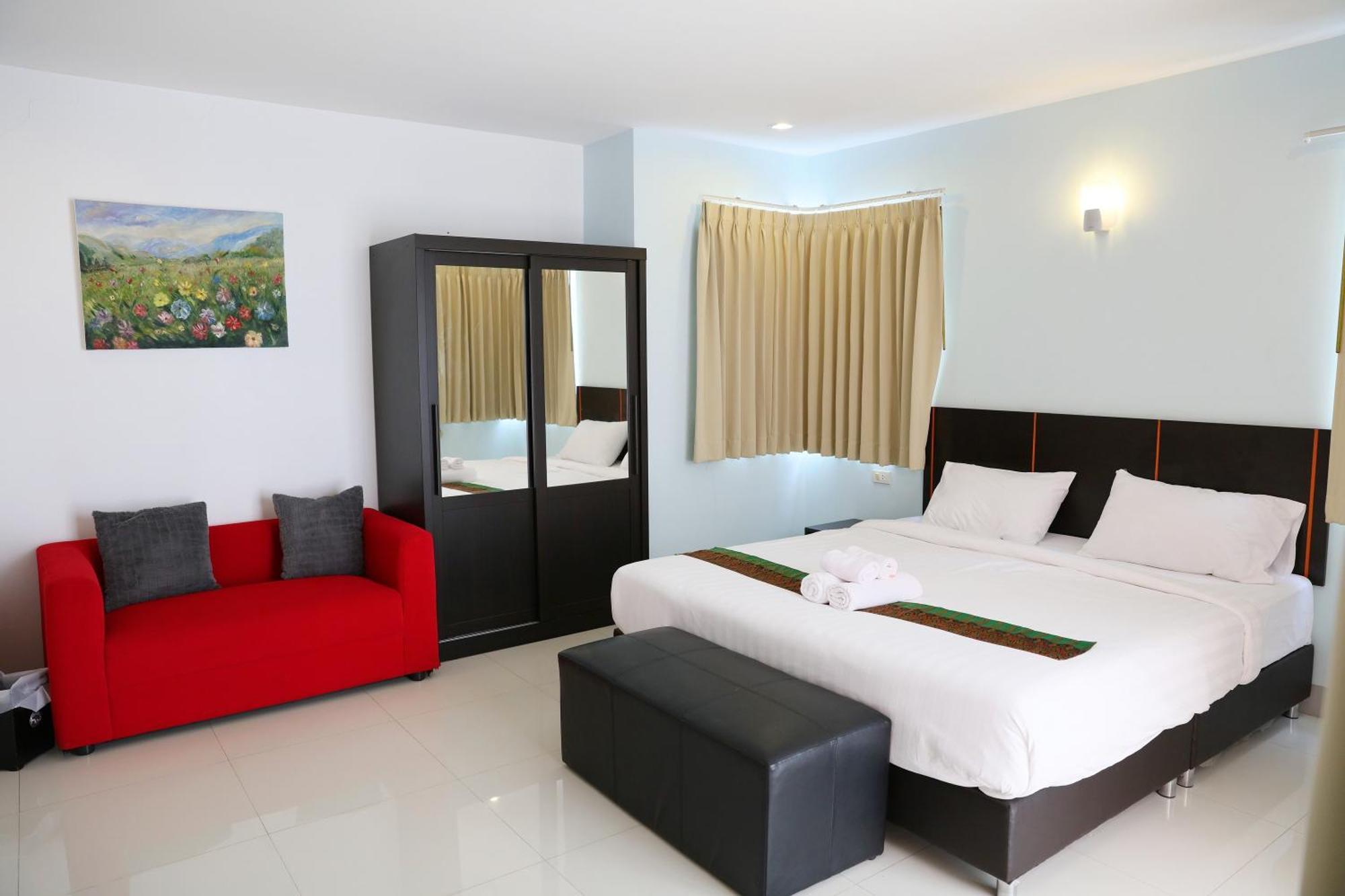 La Viva Hotel Buriram Exterior photo