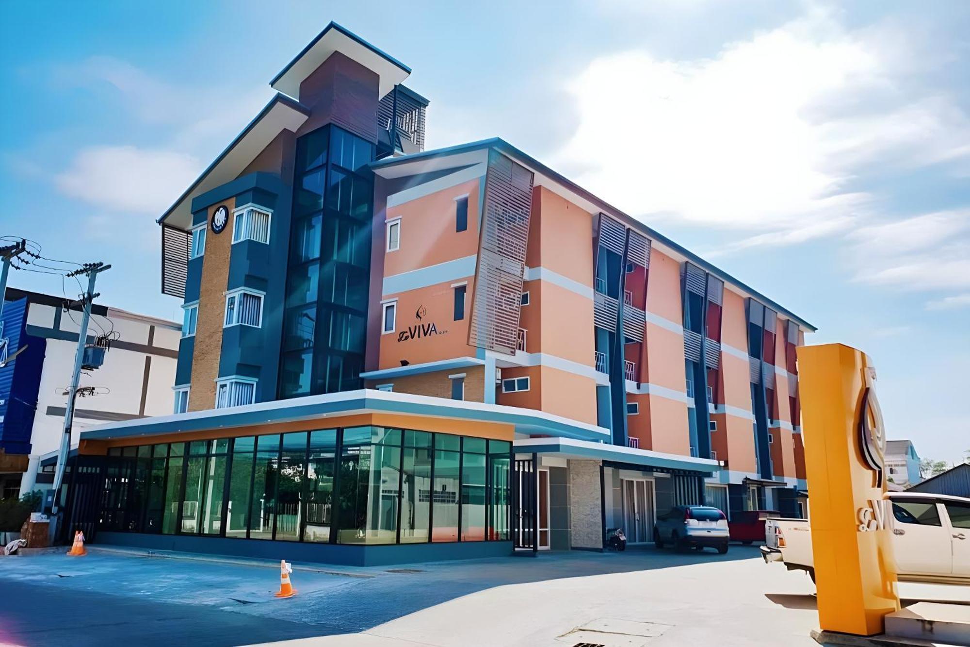La Viva Hotel Buriram Exterior photo