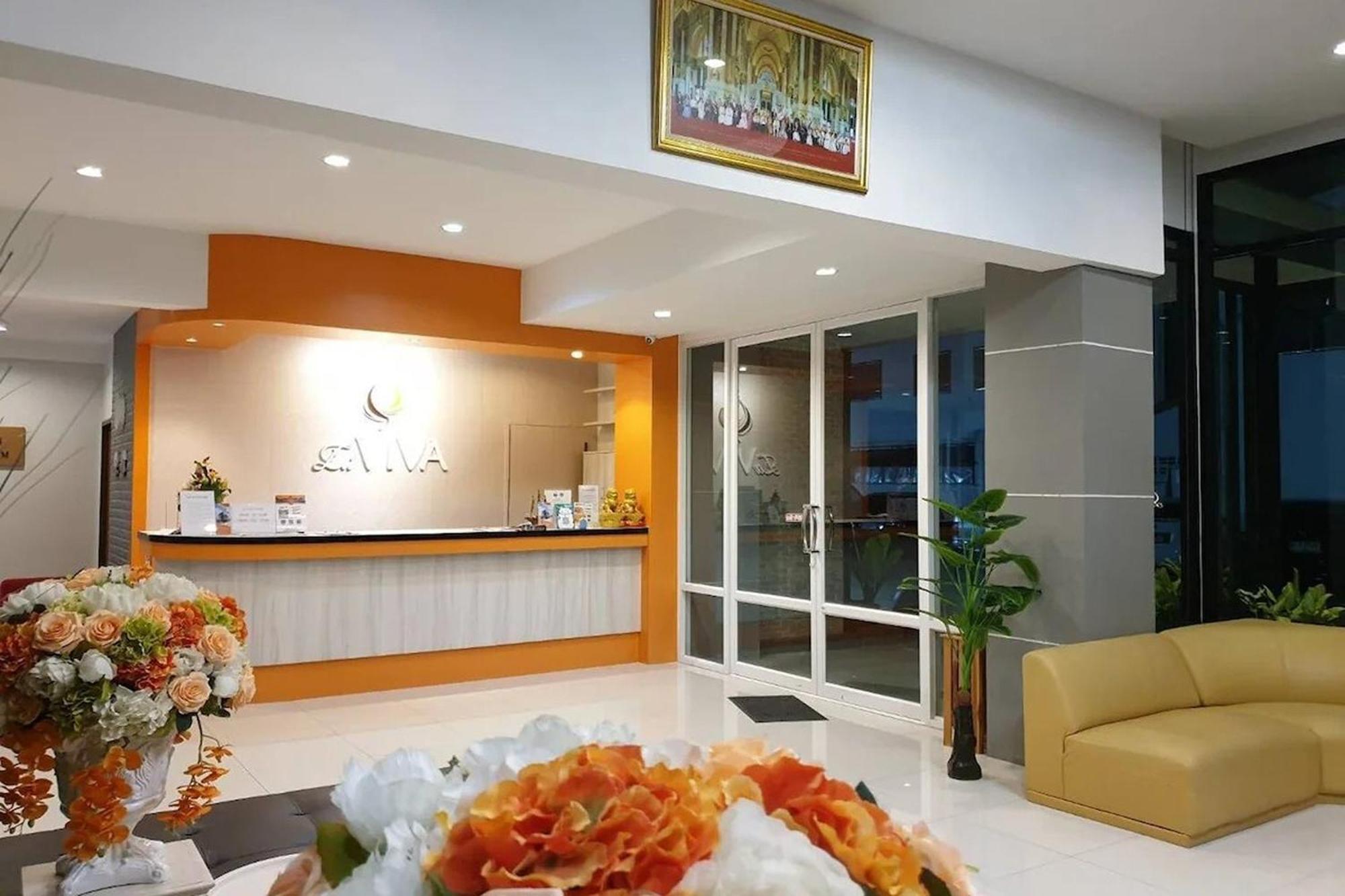 La Viva Hotel Buriram Exterior photo